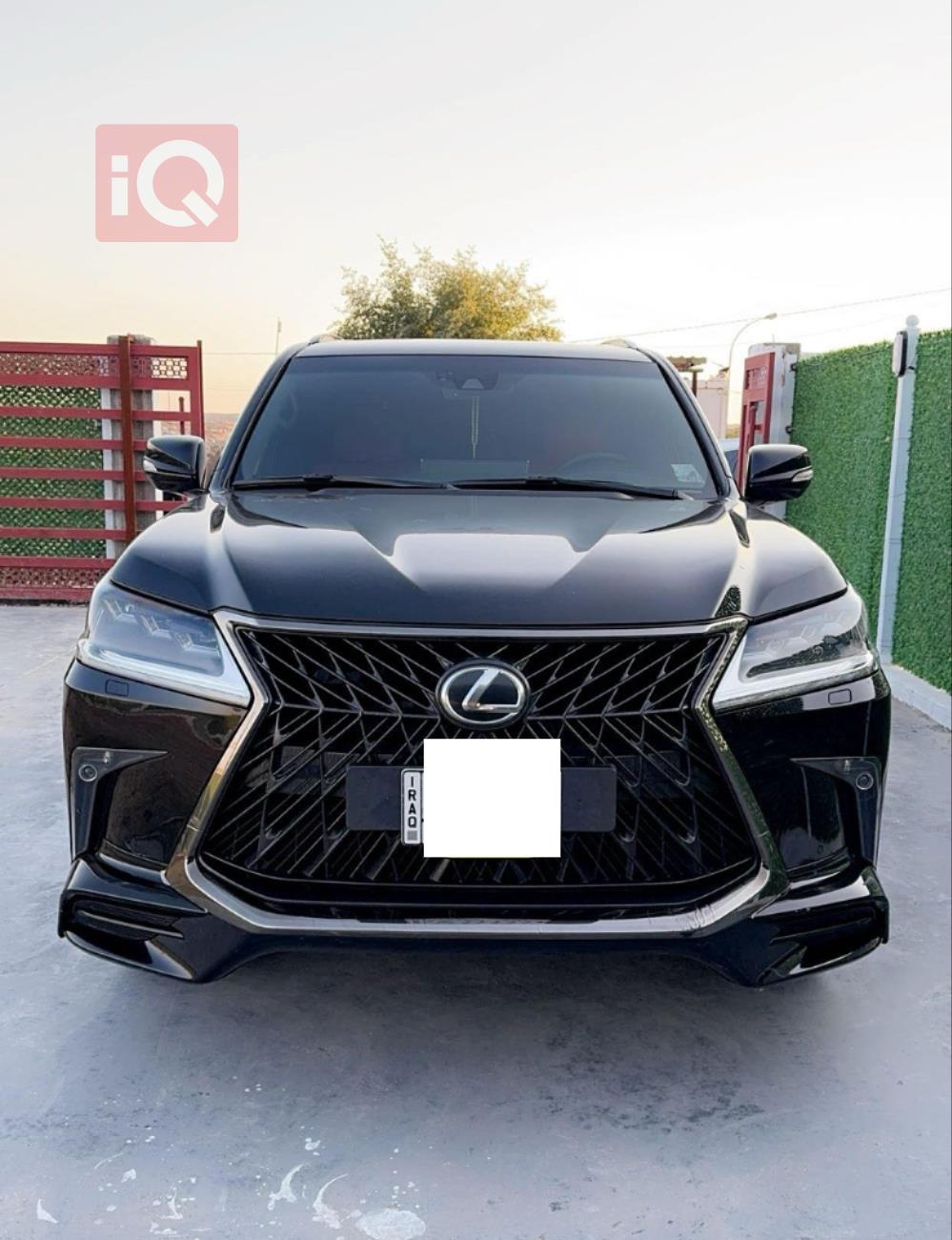 Lexus LX